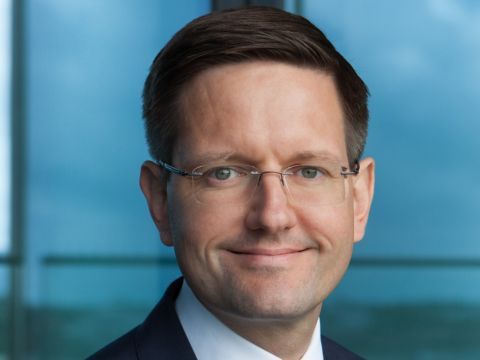 Prof. Dr. Ulrich Lichtenthaler, Professor für Management und Entrepreneurship an der International School of Management (ISM) in Köln, hat ein neues Modell entwickelt, das Unternehmen hilft, die Weltlage besser einzuordnen und Herausforderungen nicht nur zu meistern, sondern als Chancen wahrzunehmen.